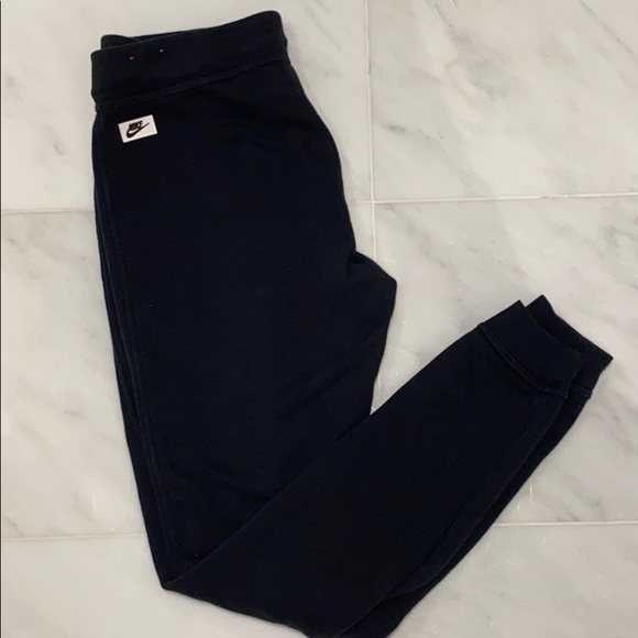 Women’s Nike Joggers - Picture 1 of 4